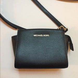 Michael Kors Mini Black  crossbody